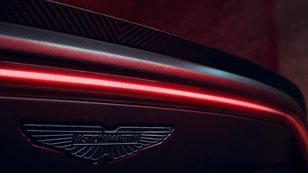 Aston Martin Vantage S