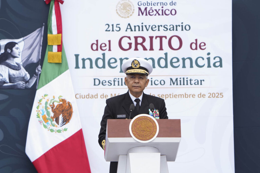 2025-09-16_Desfile_Ci_vico_Militar_215_Aniversario_de_la_Independencia_038_HC - Petróleo y Energía